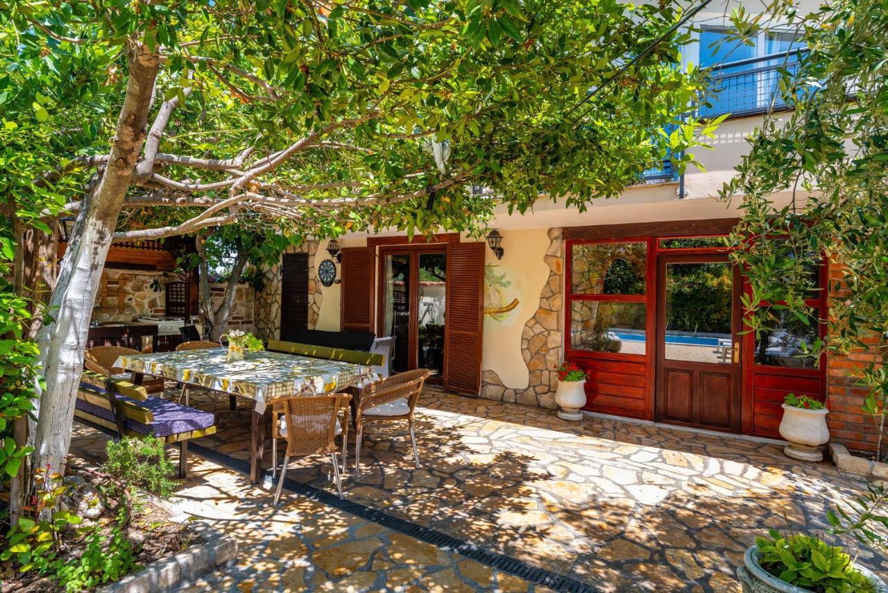 Olive House