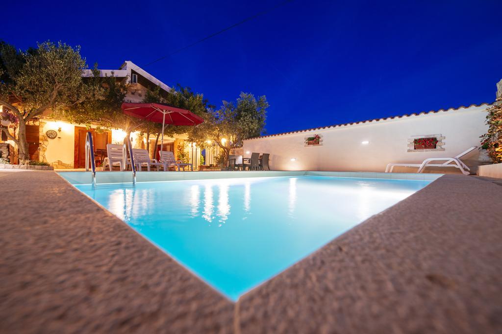 Holiday home Olive House *